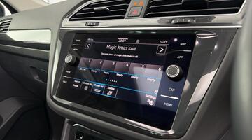 2023 Volkswagen TSI Elegance DSG Euro 6 5-door (Black) - Image: 25