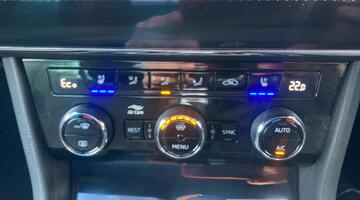 2023 Škoda TSI iV 13kWh Laurin & Klement DSG Euro 6 5-door (Blue) - Image: 27