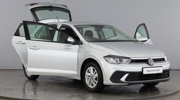 2021 Volkswagen 1.0 TSI Life Euro 6 5-door (Silver) - Image: 9
