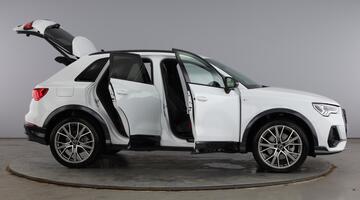 2025 Audi 2.0 TDI 40 Black Edition S Tronic quattro Euro 6 5-door (White) - Image: 10