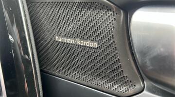 2025 Volvo 2.0 B4 MHEV Ultra Dark DCT Auto Euro 6 5-door (Blue) - Image: 54