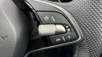 2025 Škoda 2.0 TDI SE L DSG 4WD Euro 6 5-door (7 Seat) (Gold) - Image: 7