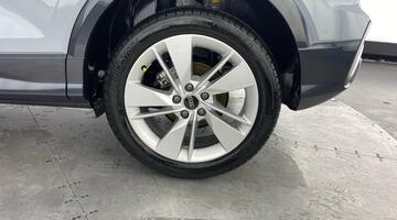 2025 Audi TFSI CoD 35 S line S Tronic Euro 6 5-door (Grey) - Image: 34