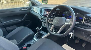 2023 Volkswagen 1.0 TSI Life Euro 6 5-door (Grey) - Image: 6