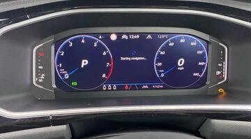 2025 Volkswagen TSI R-Line DSG Euro 6 5-door (Silver) - Image: 23