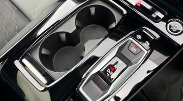 2025 Audi 100kWh Performance Launch Edition Auto 5-door (Blue) - Image: 23