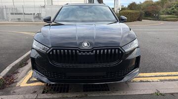 2025 Škoda 2.0 TSI SportLine DSG Euro 6 5-door (Black) - Image: 9