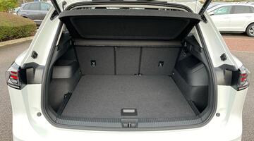 2025 Volkswagen ETSI MHEV Match DSG Euro 6 5-door (White) - Image: 10