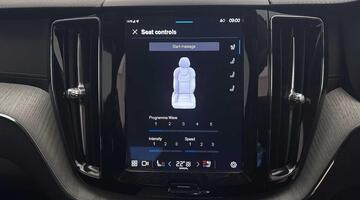 2025 Volvo 2.0h T8 18.8kWh Ultra Dark Auto Euro 6 5-door (Silver) - Image: 42