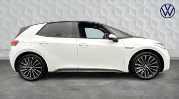 2022 Volkswagen Pro Performance 58kWh Family Auto 5-door (Multicolour) - Image: 4