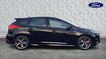 2018 Ford 2.0 TDCi ST-3 Euro 6 5-door (Black) - Image: 4