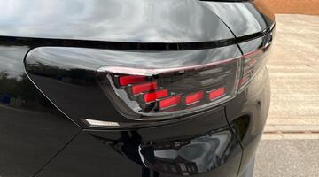 2025 Volkswagen Pro 77kWh Match Auto 5-door (Black) - Image: 15