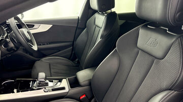 2024 Audi 2.0 TFSI 35 S line Sportback S Tronic Euro 6 5-door (Black) - Image: 35