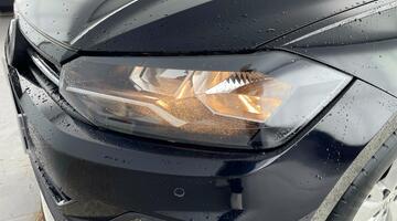 2020 Volkswagen 1.0 TSI SE Euro 6 5-door (Black) - Image: 36