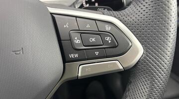 2025 Volkswagen ETSI MHEV R-Line DSG Euro 6 5-door (Grey) - Image: 21