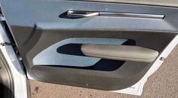 2025 Volvo Twin Performance 69kWh Ultra Auto 5-door (Blue) - Image: 43