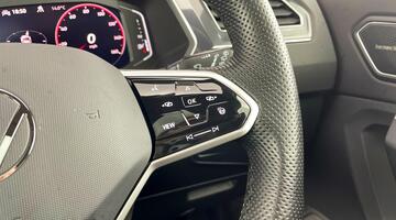 2022 Volkswagen 2.0 TDI R-Line DSG 4Motion Euro 6 5-door (Silver) - Image: 12