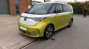 2024 Volkswagen Pro 77kWh Life Auto 5-door (Multicolour) - Image: 21