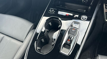 2025 Audi 2.0 TFSI S line S Tronic Euro 6 5-door (Red) - Image: 26