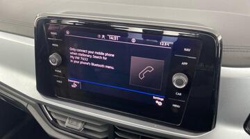 2022 Volkswagen TSI Life DSG Euro 6 5-door (White) - Image: 13