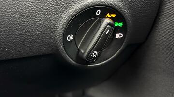 2022 Volkswagen 1.0 TSI Life Euro 6 5-door (Blue) - Image: 23