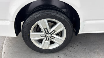 2022 Volkswagen 2.0 TDI T3Highline FWD SWB Euro 6 5-door (White) - Image: 17