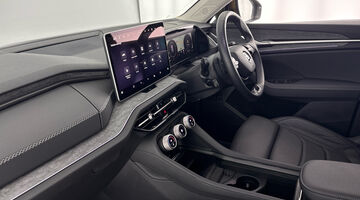 2024 Škoda TSI e-TEC MHEV SE L DSG Euro 6 5-door (7 Seat) (Gold) - Image: 2