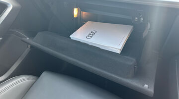 2025 Audi TFSI Carbon Vorsprung S Tronic quattro Euro 6 4-door (White) - Image: 33