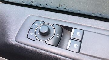 2025 Ford 320 65kWh Sport Auto L1 H1 5-door (Grey) - Image: 10