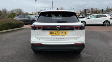 2025 Volkswagen ETSI MHEV Match DSG Euro 6 5-door (White) - Image: 9