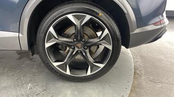 2022 CUPRA 2.0 TSI VZDSG 4-doorive Euro 6 5dr (Grey) - Image: 35