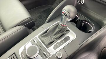 2019 Audi 2.0 TFSI Black Edition Sportback S Tronic quattro Euro 6 5-door (Grey) - Image: 16