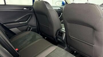 2023 Volkswagen 2.0 TDI Style DSG Euro 6 5-door (Blue) - Image: 26