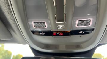 2025 Volvo 2.0 B4 MHEV Ultra Dark DCT Auto Euro 6 5-door (Silver) - Image: 52