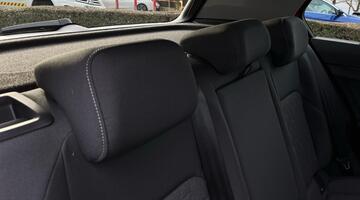 2025 Volkswagen ETSI MHEV Match DSG Euro 6 5-door (Red) - Image: 41