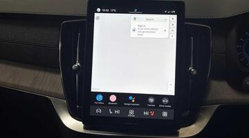 2025 Volvo 2.0 T8 18.8kWh Ultra Dark Auto 4WD Euro 6 5-door (Silver) - Image: 36