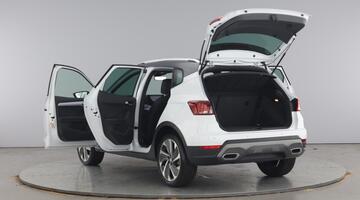 2024 SEAT 1.0 TSI FR Sport DSG Euro 6 5-door (White) - Image: 11