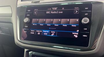 2024 Volkswagen TSI R-Line Edition DSG Euro 6 5-door (Blue) - Image: 15