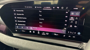 2025 Audi 100kWh S Edition 1 Sportback Auto quattro 5-door (Grey) - Image: 25