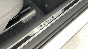 2022 Volkswagen TSI Active Euro 6 5-door (White) - Image: 24