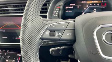 2025 Audi 4.0 TFSI V8 Black Edition Tiptronic quattro Euro 6 5-door (Black) - Image: 21