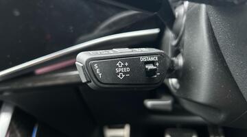 2025 Audi 4.0 TFSI V8 Black Edition Tiptronic quattro Euro 6 5-door (White) - Image: 37