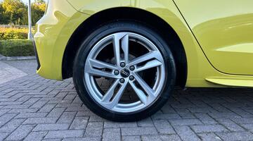 2022 Audi 1.0 TFSI 30 S line Sportback Euro 6 5-door (Yellow) - Image: 5