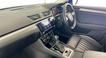 2023 Škoda 2.0 TDI SE L DSG Euro 6 5-door (Blue) - Image: 2