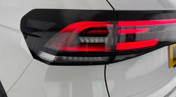 2025 Volkswagen 1.0 TSI Match DSG Euro 6 5-door (White) - Image: 30