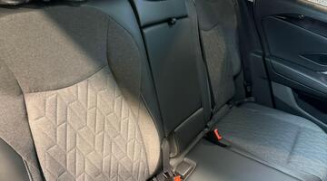 2026 Volkswagen Match 1.5 eTSI 150 PS 7-Speed DSG 5-door (White) - Image: 21