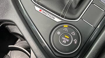 2020 Volkswagen 2.0 TDI R-Line DSG 4Motion Euro 6 5-door (Silver) - Image: 25