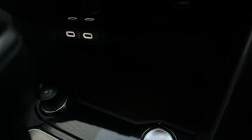 2024 Volkswagen TSI Style DSG Euro 6 5-door (White) - Image: 24