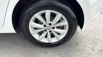 2021 Volkswagen 1.0 TSI Match Euro 6 5-door (White) - Image: 27