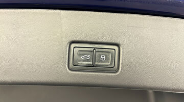 2025 Audi 40 Sport Sportback Auto 5-door 63kWh (Blue) - Image: 33